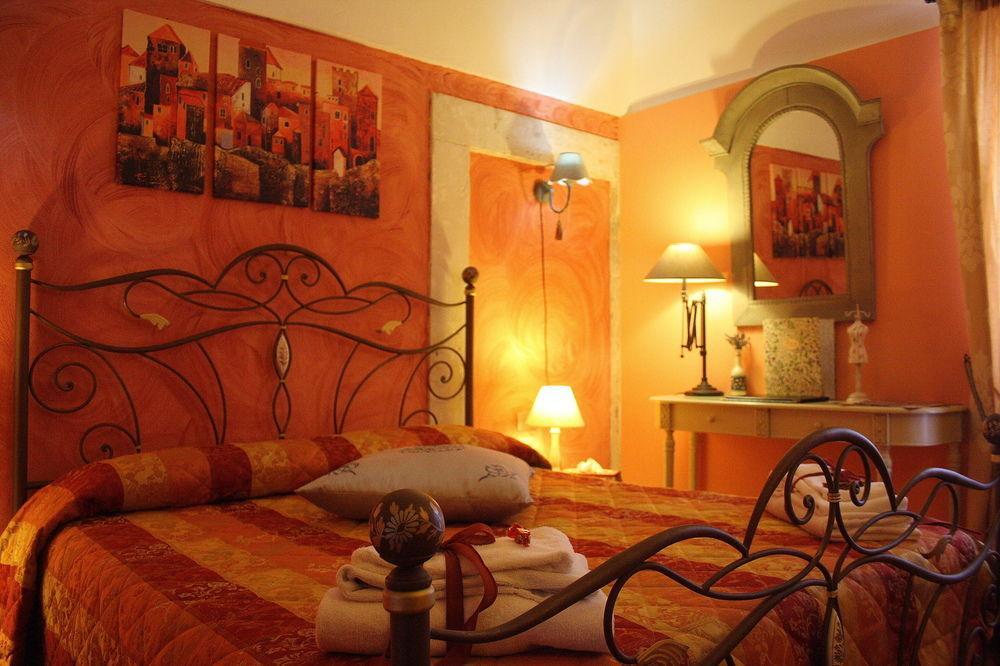 Convento Di San Colombo Hotel ซานโตสเตฟาโน ดิ เซสซานีโอ ภายนอก รูปภาพ