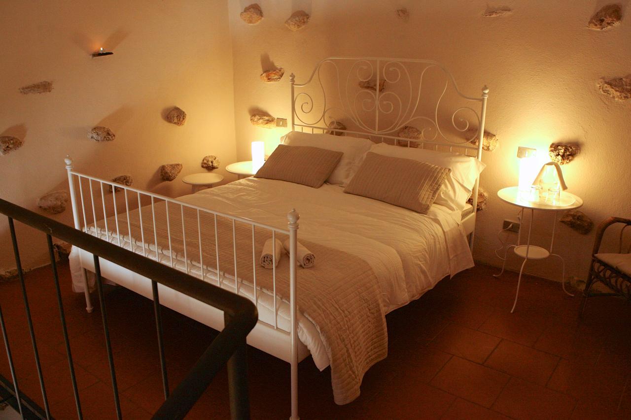 Convento Di San Colombo Hotel ซานโตสเตฟาโน ดิ เซสซานีโอ ภายนอก รูปภาพ