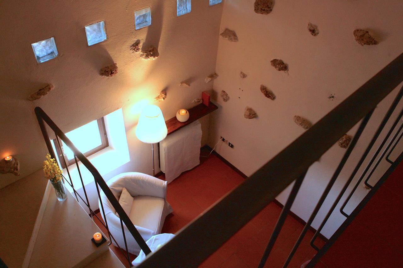 Convento Di San Colombo Hotel ซานโตสเตฟาโน ดิ เซสซานีโอ ภายนอก รูปภาพ