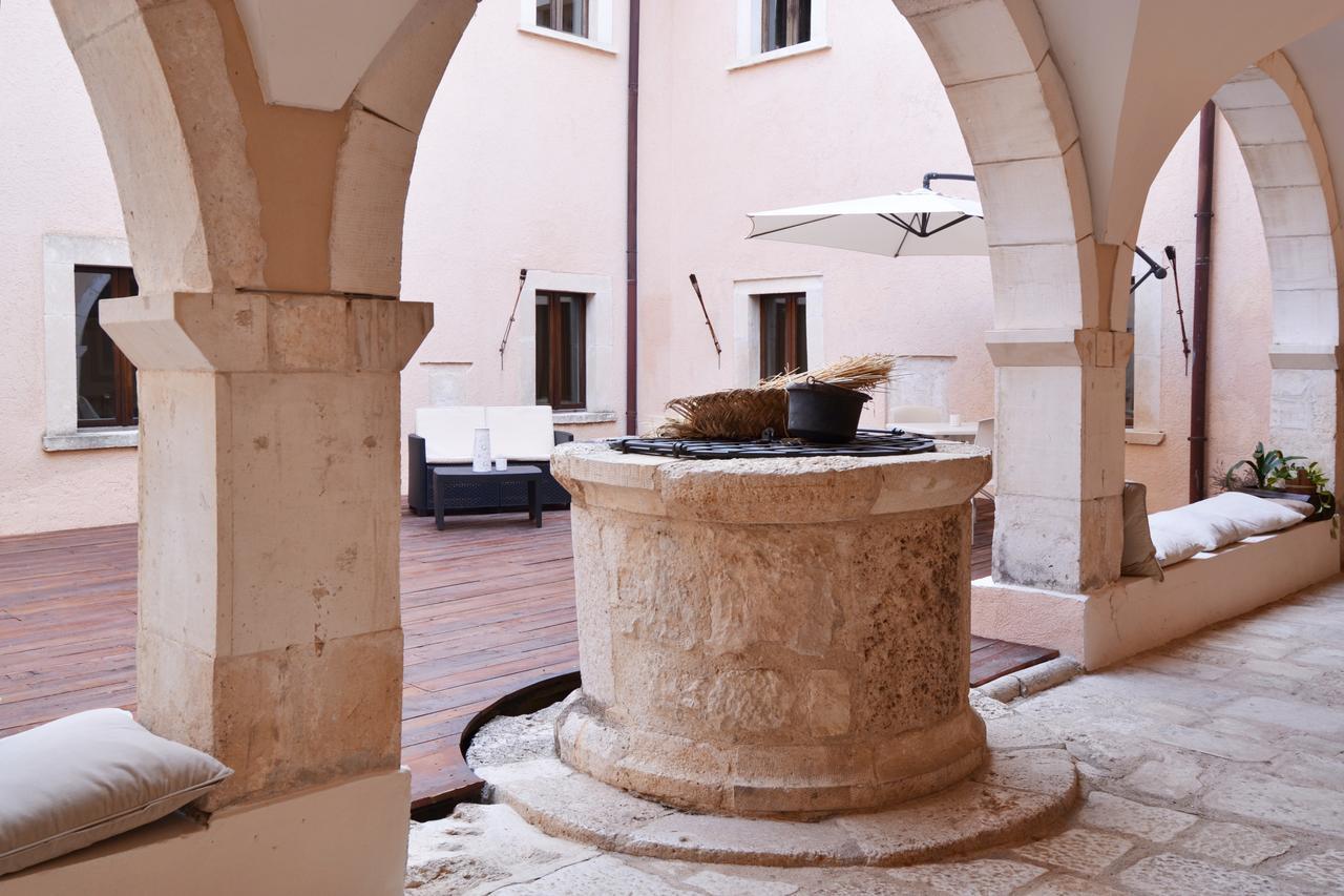 Convento Di San Colombo Hotel ซานโตสเตฟาโน ดิ เซสซานีโอ ภายนอก รูปภาพ